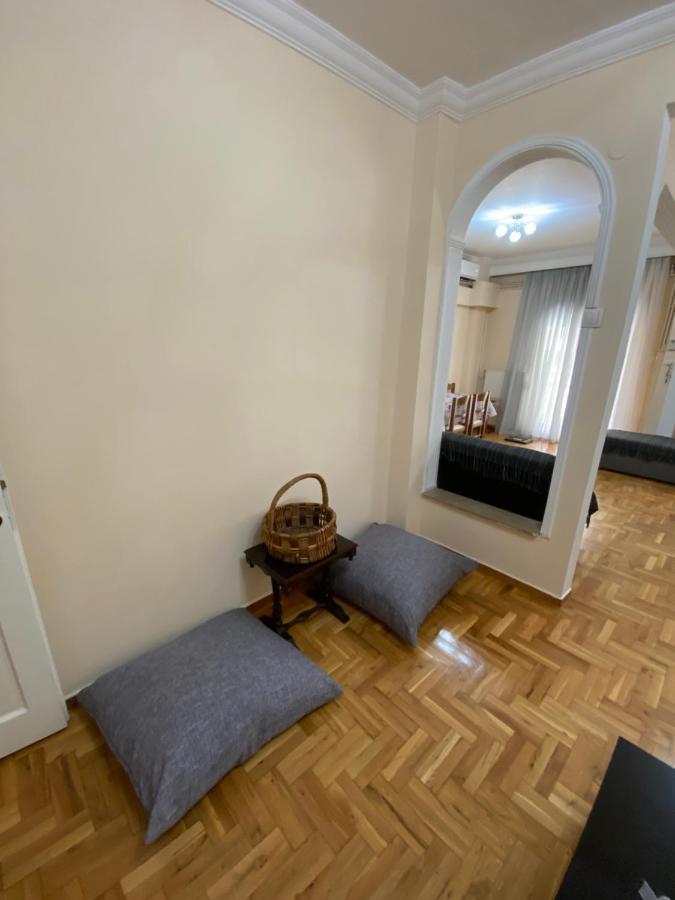 Beautiful Apartment In The Center Of Солун Екстериор снимка