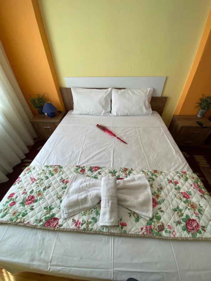 Beautiful Apartment In The Center Of Солун Екстериор снимка